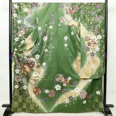 振袖 綸子 正絹 古典柄 金駒刺繍 袷仕立て 身丈167cm 裄丈70cm 金彩 桜 ...