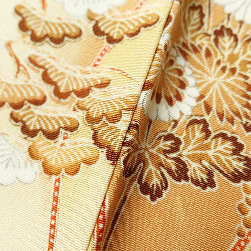 小紋 縮緬 正絹 古典柄 袷仕立て 身丈162cm 裄丈63cm 着物 クリーム_画像8