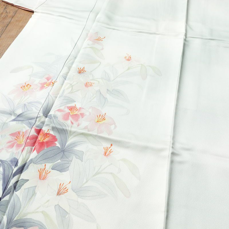 付け下げ 良品 手描き 李清 落款入り 正絹 花柄 袷仕立て 身丈167.5cm 裄丈67cm 附下 着物 青・紺_画像5