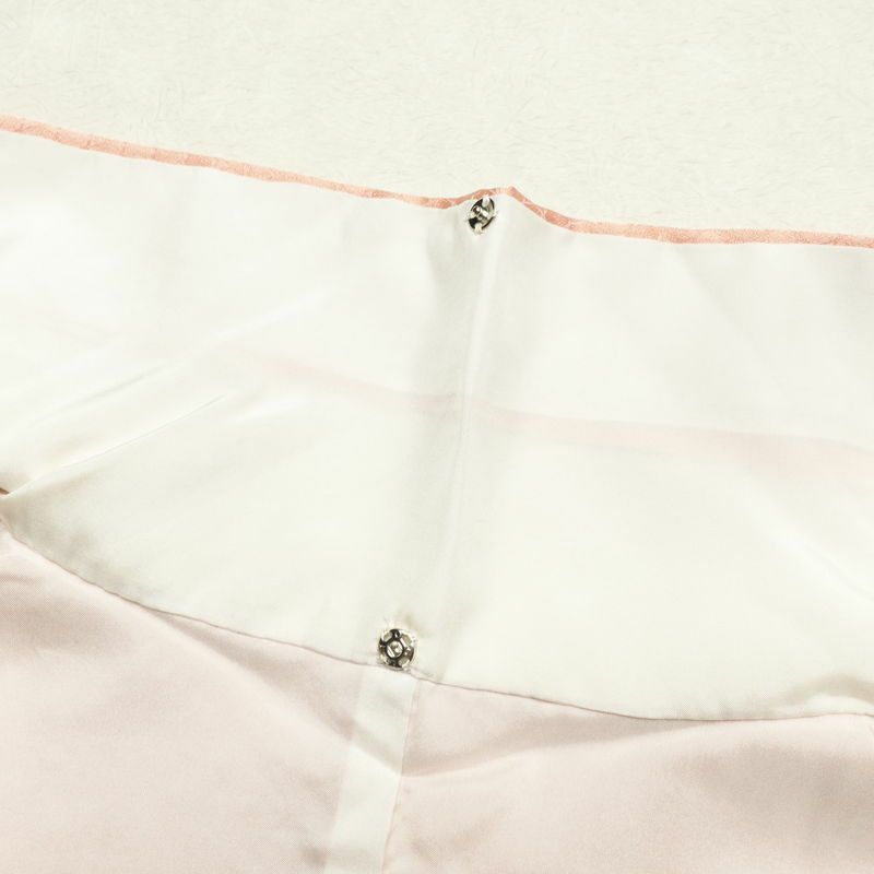 付け下げ 良品 しつけ糸付き 正絹 木の葉・植物柄 袷仕立て 身丈167.5cm 裄丈65.5cm 刺繍 金彩 附下 ピンク_画像19