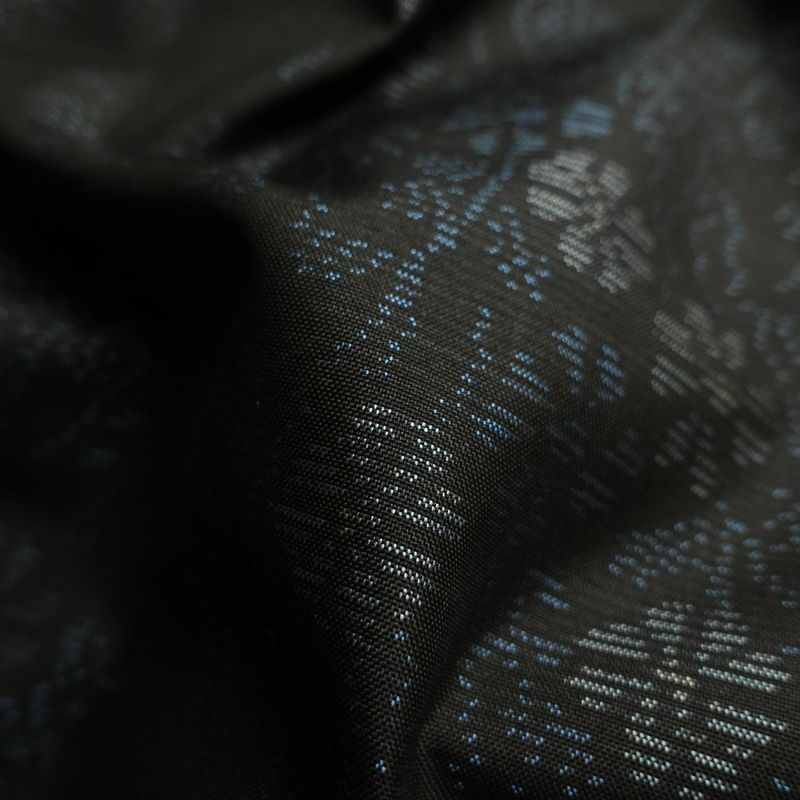 大島紬 証紙なし 正絹 木の葉・植物柄 袷仕立て 身丈151.5cm 裄丈63.5cm 黒_画像21