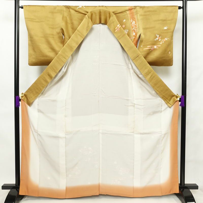 訪問着 正絹 古典柄 袷仕立て 身丈166.5cm 裄丈65cm 金彩 着物 黄・黄土色_画像3