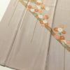 訪問着 落款入り 作家物 縮緬 正絹 古典柄 袷仕立て 身丈162cm 裄丈67cm 菊 金彩 着物 ベージュ_画像4