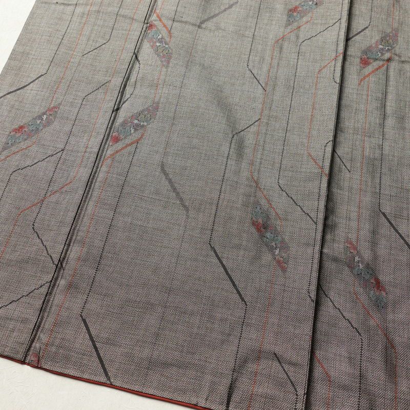 大島紬 良品 証紙なし しつけ糸付き 正絹 幾何学柄・抽象柄 袷仕立て 身丈161cm 裄丈66cm 茶_画像4
