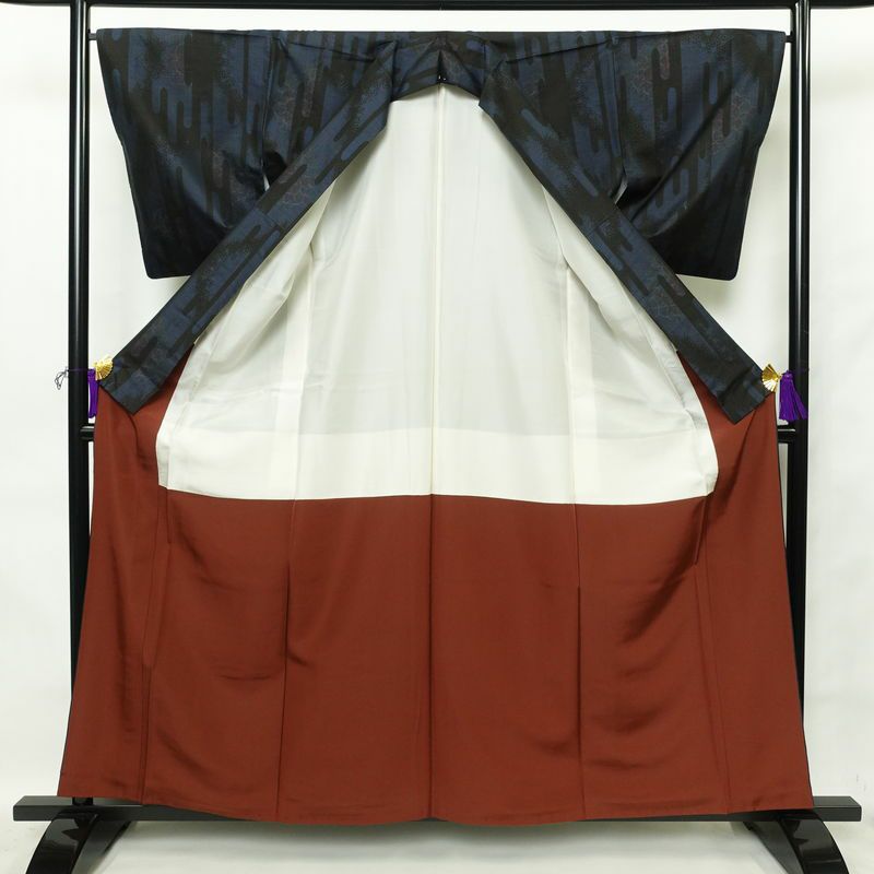 大島紬 良品 証紙なし 正絹 古典柄 麻の葉 袷仕立て 身丈160cm 裄丈66.5cm 青・紺_画像3