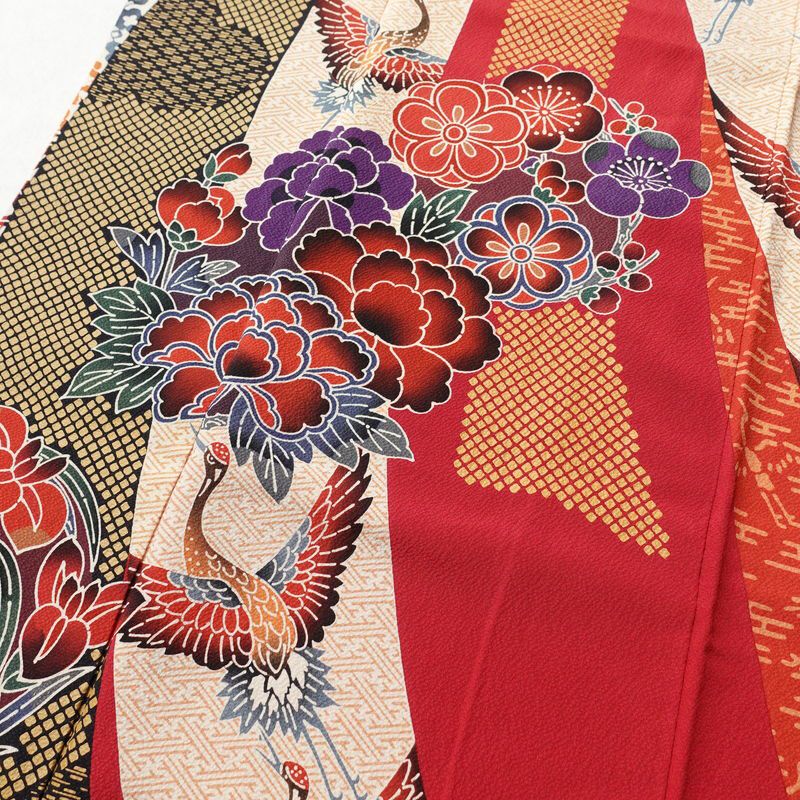 振袖 良品 縮緬 正絹 古典柄 袷仕立て 身丈169cm 裄丈67.5cm 成人式 着物 赤・朱_画像5