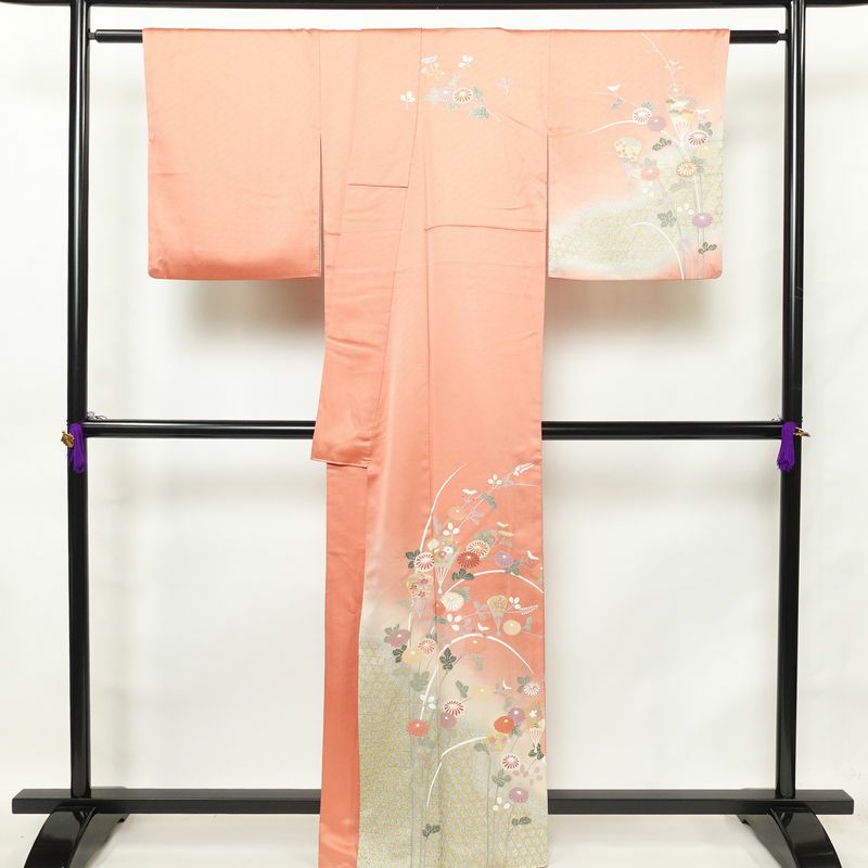 訪問着 良品 正絹 古典柄 袷仕立て 身丈162.5cm 裄丈69.5cm 箔 金彩 扇子 菊 ピンク_画像2