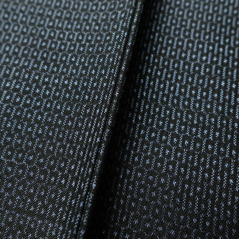 男性用 大島紬 着物 良品 証紙あり アンサンブル 着物 羽織 2点セット セット品 正絹 亀甲柄 袷仕立て 身丈142.5cm 裄丈67cm 青・紺_画像9