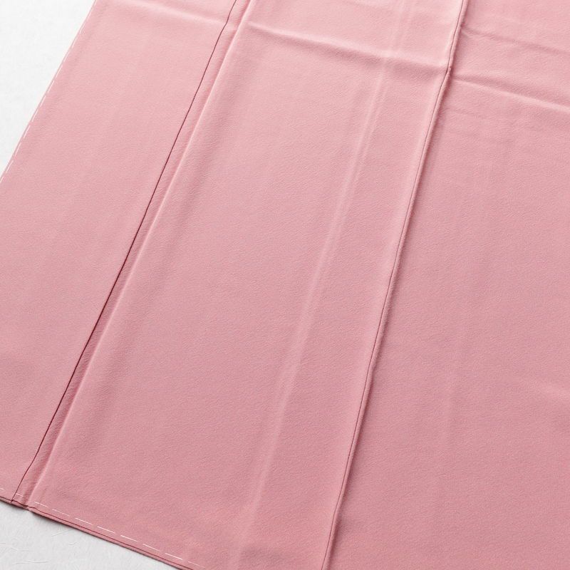 色無地 良品 しつけ糸付き 縮緬 一つ紋付き 正絹 無地 袷仕立て 身丈157.5cm 裄丈64.5cm 着物 ピンク_画像4