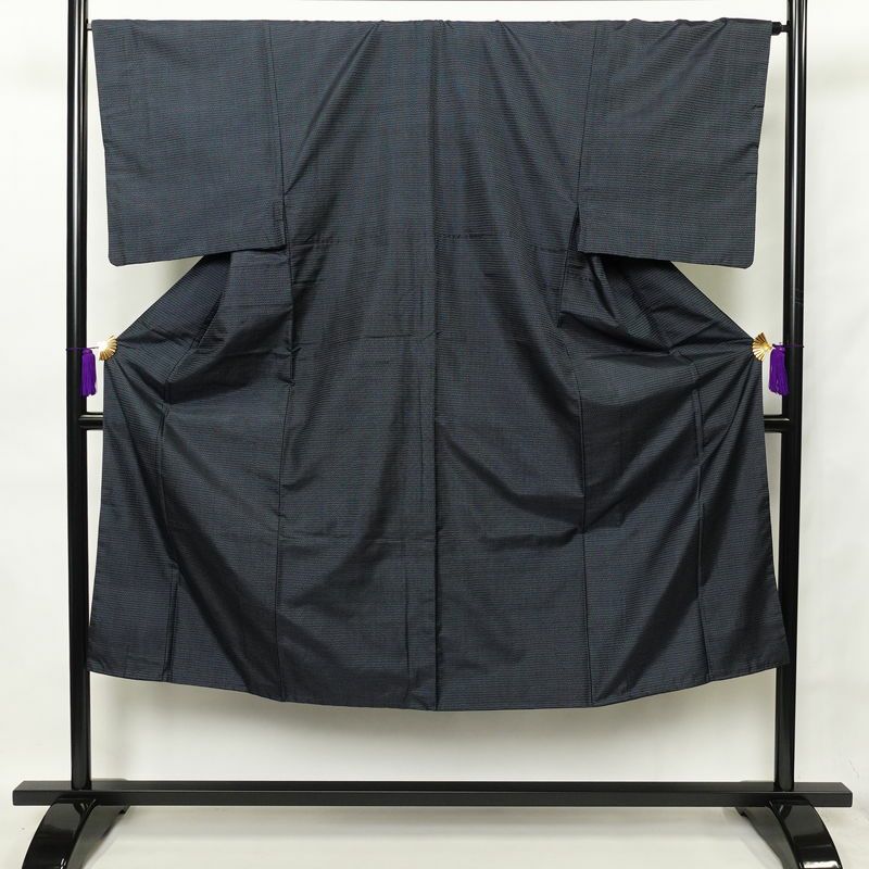 男性用 着物 良品 アンサンブル 羽織 長襦袢 3点 セット品 正絹 亀甲柄 袷仕立て 身丈141cm 裄丈67cm メンズ 青・紺_画像2