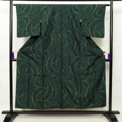 紬 正絹 幾何学柄・抽象柄 袷仕立て 身丈153.5cm 裄丈63.5cm 紬着物 緑・うぐいす色