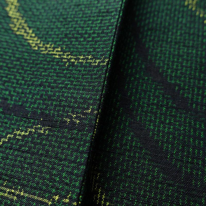 紬 正絹 幾何学柄・抽象柄 袷仕立て 身丈153.5cm 裄丈63.5cm 紬着物 緑・うぐいす色_画像8