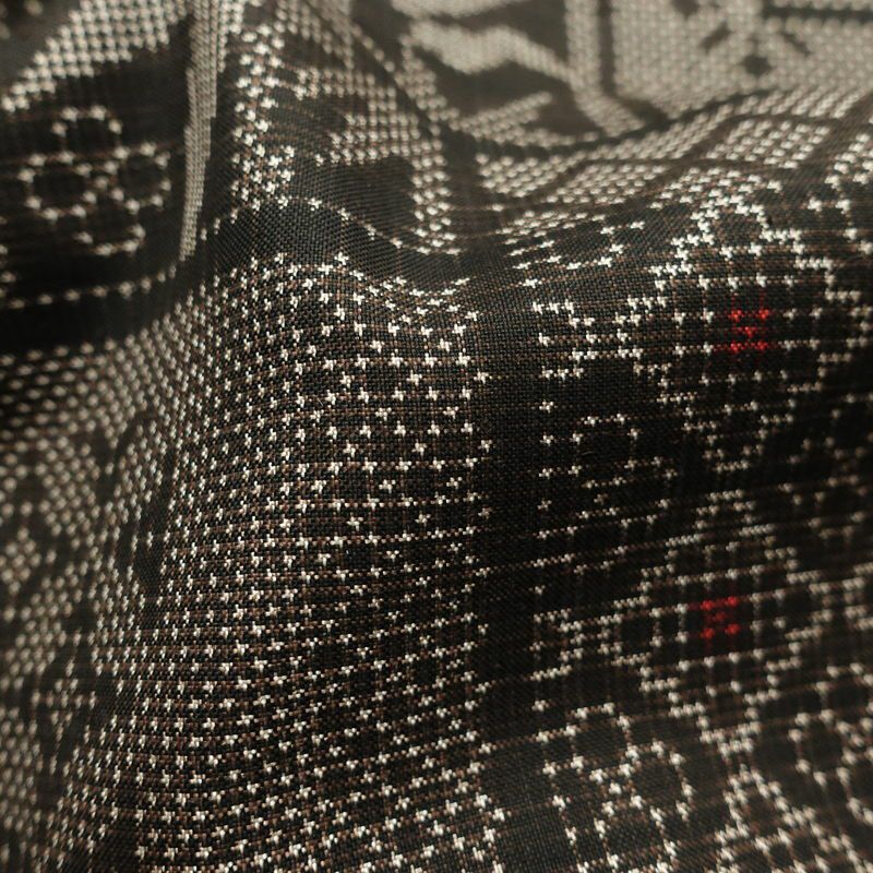 紬 良品 正絹 幾何学柄・抽象柄 袷仕立て 身丈159.5cm 裄丈64.5cm 紬着物 茶_画像20