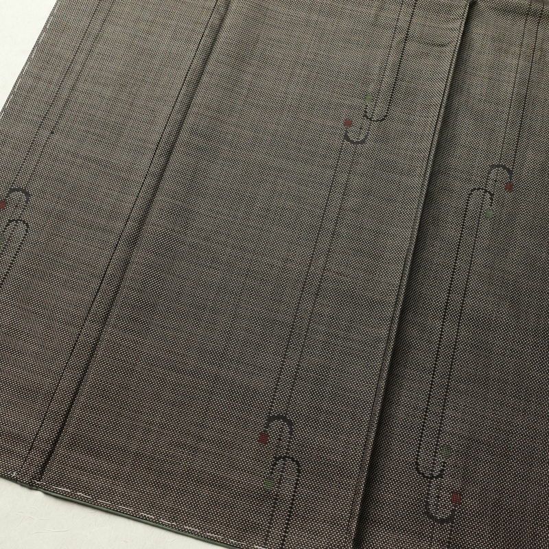 紬 良品 しつけ糸付き 正絹 幾何学柄・抽象柄 袷仕立て 身丈161.5cm 裄丈65.5cm 紬着物 茶_画像4