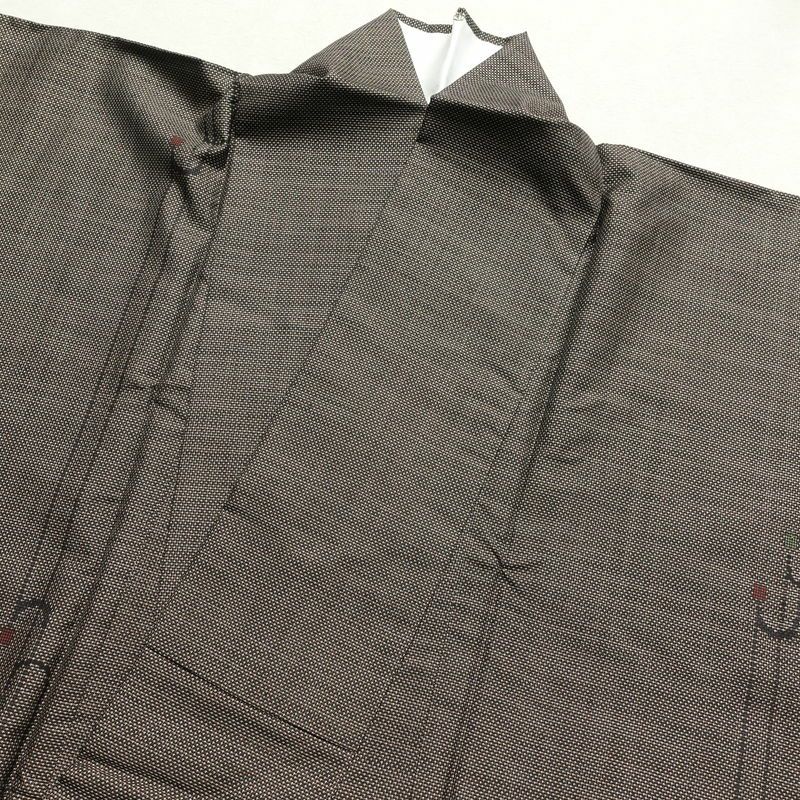 紬 良品 しつけ糸付き 正絹 幾何学柄・抽象柄 袷仕立て 身丈161.5cm 裄丈65.5cm 紬着物 茶_画像15