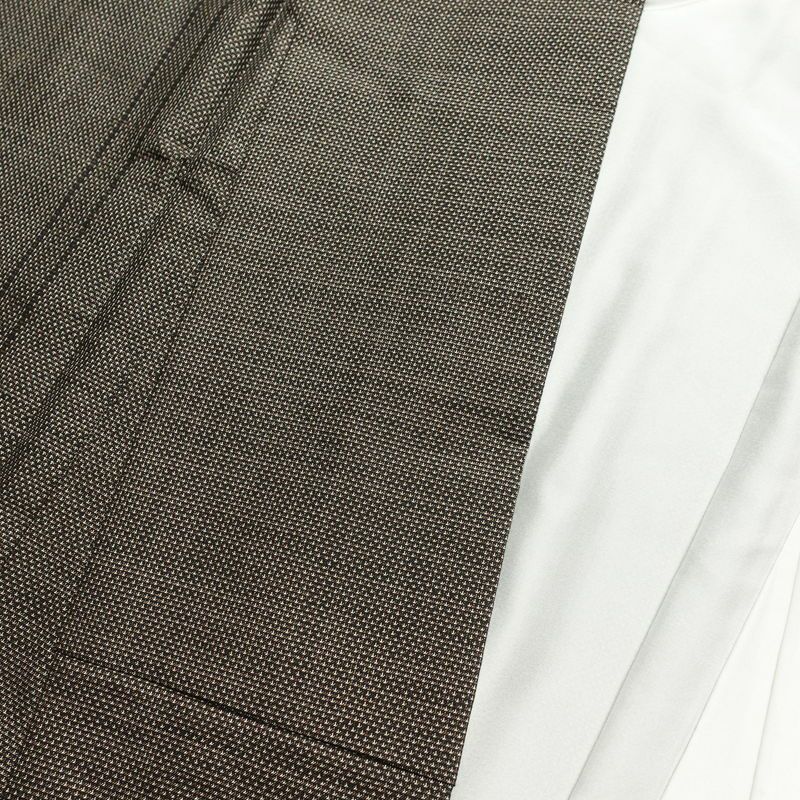 紬 良品 しつけ糸付き 正絹 幾何学柄・抽象柄 袷仕立て 身丈161.5cm 裄丈65.5cm 紬着物 茶_画像18