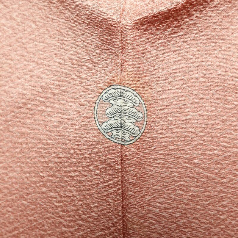 色留袖 良品 蘇州刺繍 一つ紋付き 正絹 古典柄 袷仕立て 身丈162.5cm 裄丈68.5cm 一部しつけ糸付き 着物 ピンク_画像11