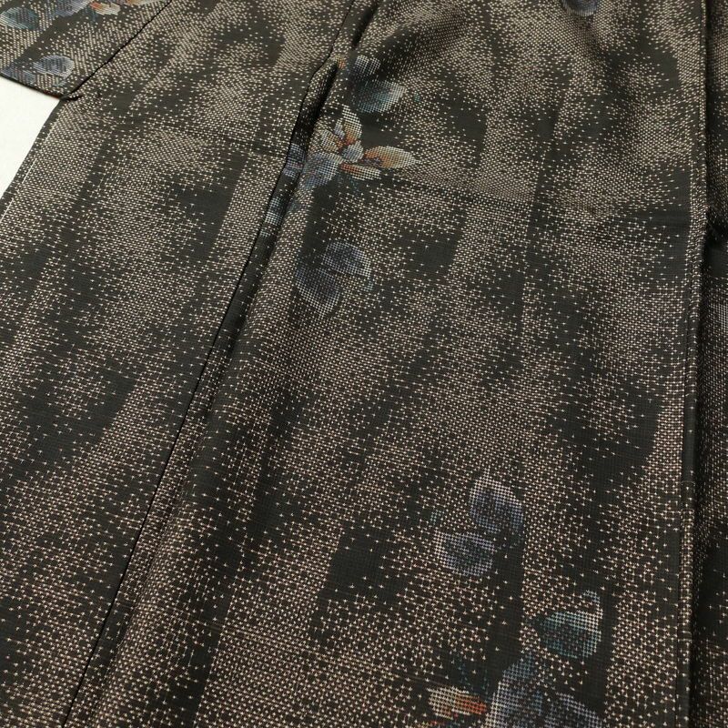 大島紬 良品 証紙なし 正絹 花柄 袷仕立て 身丈160cm 裄丈66.5cm 一部しつけ糸付き 着物 茶_画像5