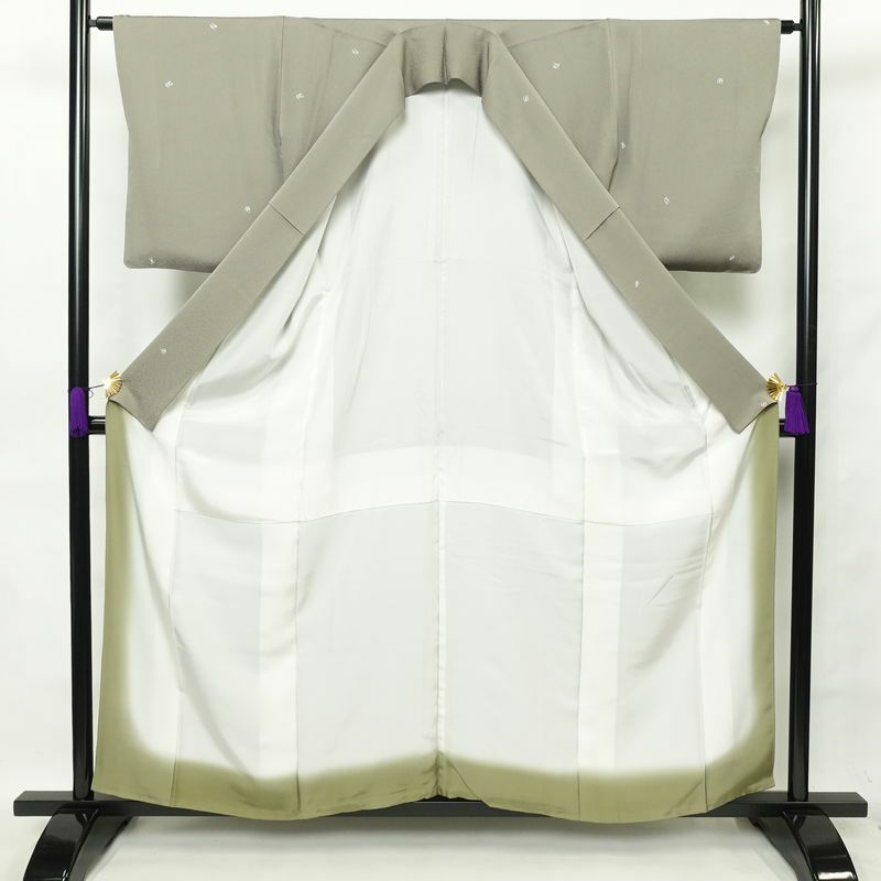 小紋 正絹 幾何学柄・抽象柄 袷仕立て 身丈158cm 裄丈63.5cm 小紋着物 緑・うぐいす色_画像3