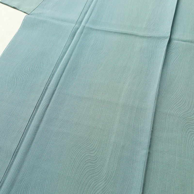 小紋 美品 落款入り 野木章 夢浪漫 しつけ糸付き 縮緬 正絹 流水・波柄 袷仕立て 身丈155cm 裄丈62.5cm 共八掛 ぼかし 緑・うぐいす色_画像5