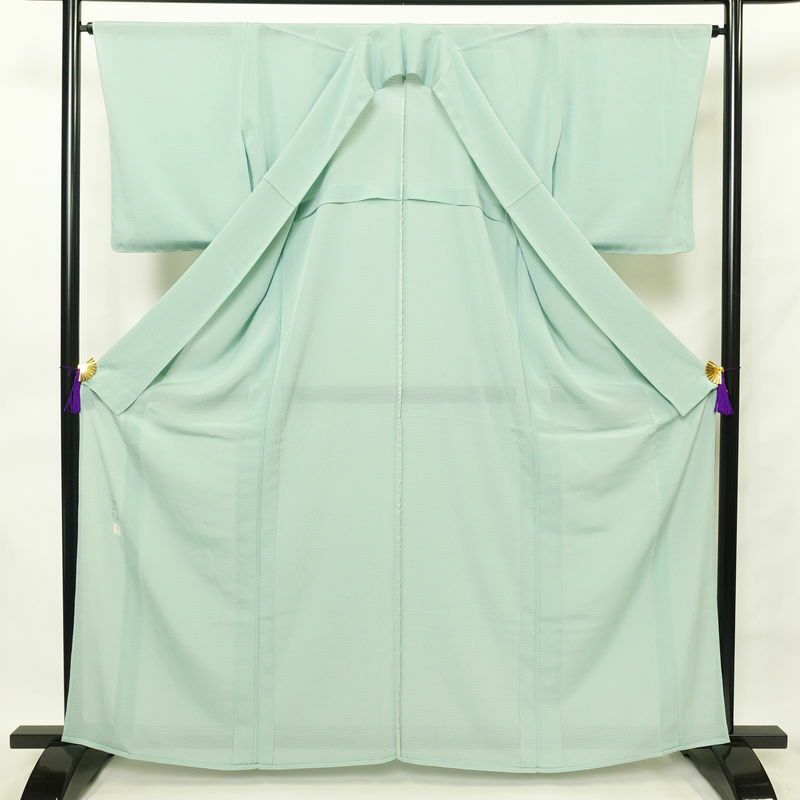 盛夏 絽 色無地 落款入り 梶山伸 堅牢染 梅染 良品 縮緬 証紙あり 一つ紋付き 正絹 無地 単衣仕立て 身丈162cm 裄丈65.5cm 緑・うぐいす色_画像3