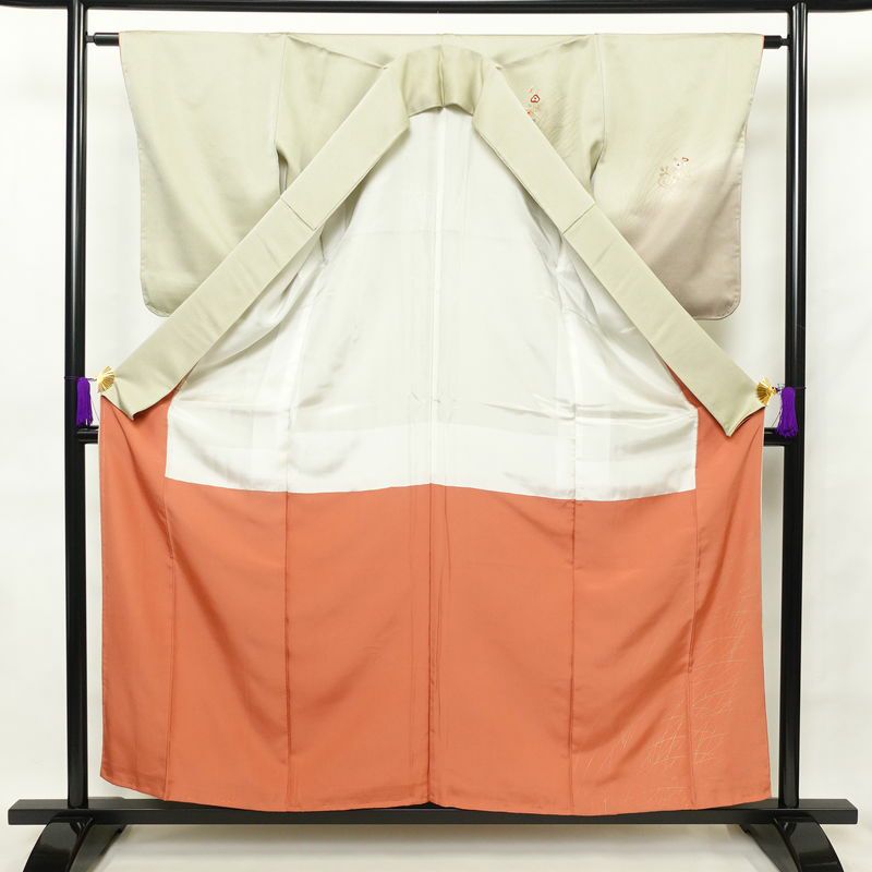 訪問着 しつけ糸付き 正絹 袷仕立て 身丈158cm 裄丈63cm 刺繍 着物 金彩 木の葉・植物柄 緑・うぐいす色_画像3