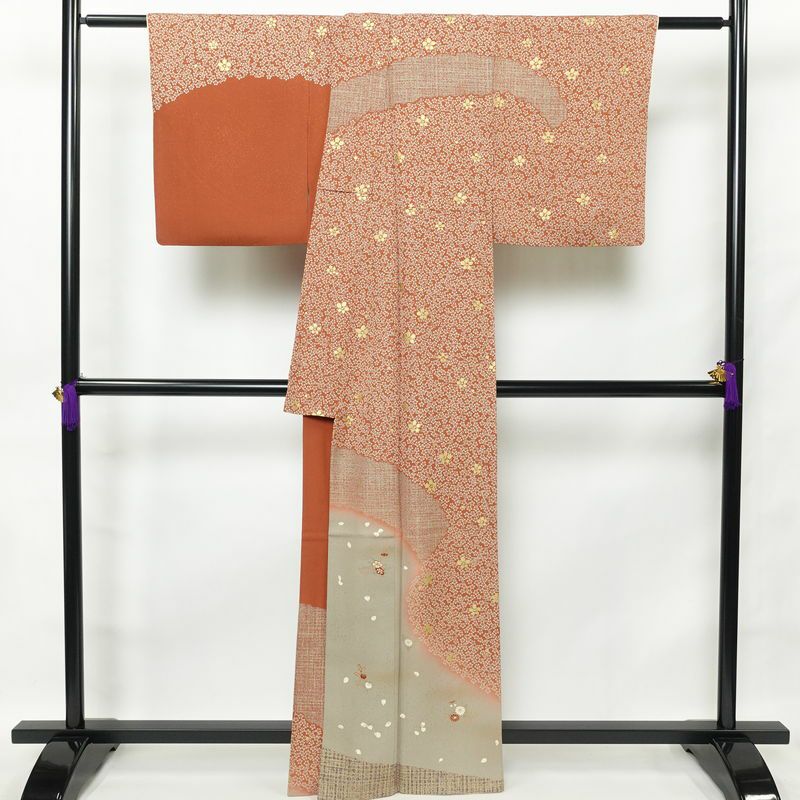 訪問着 縮緬 正絹 花柄 袷仕立て 身丈162.5cm 裄丈65.5cm 着物 ますいわ屋 箔 茶_画像2