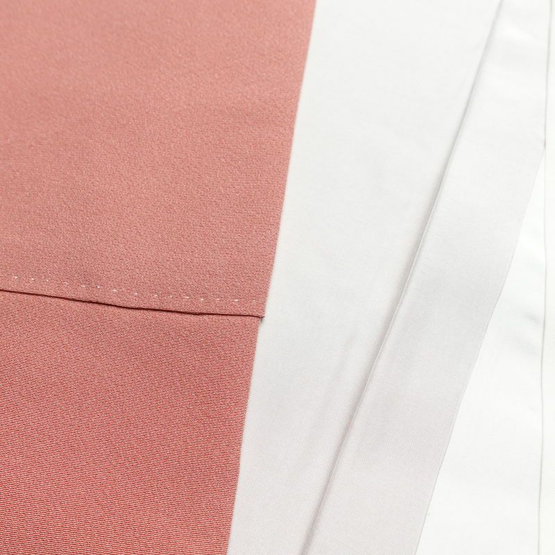 色無地 良品 縮緬 一つ紋付き 正絹 無地 袷仕立て 身丈157cm 裄丈66cm 一部しつけ糸付き 着物 ピンク_画像14