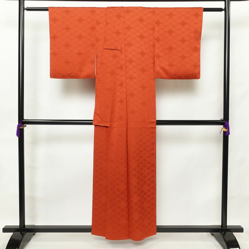 色無地 良品 一つ紋付き 正絹 古典柄 袷仕立て 身丈155cm 裄丈63cm 着物 橙_画像2