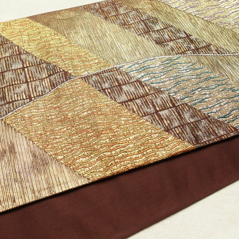 袋帯 立枠斜取文様 六通柄 美品 フォーマル用 正絹 幾何学柄・抽象柄 茶_画像11