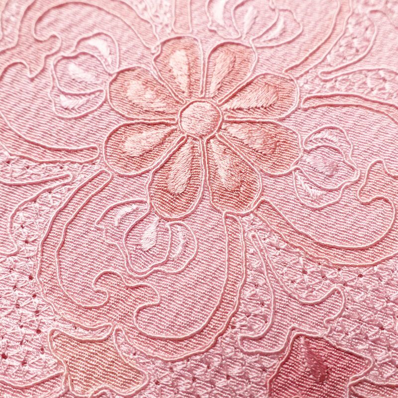 付け下げ 良品 スワトウ刺繍 縮緬 一つ紋付き 正絹 幾何学柄・抽象柄 袷仕立て 身丈164.5cm 裄丈67cm 一部しつけ糸付き 附下 着物 ピンク_画像7