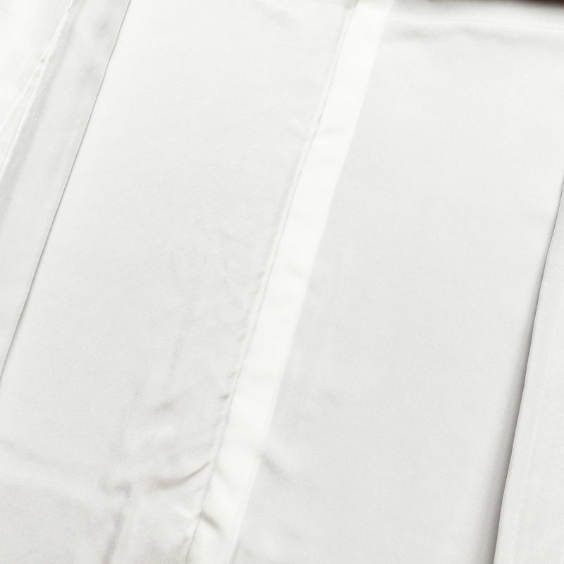 付け下げ 良品 金駒刺繍 綸子 正絹 古典柄 袷仕立て 身丈158cm 裄丈66.5cm 箔 刺繍 共八掛 金彩 着物 附下 赤・朱_画像18