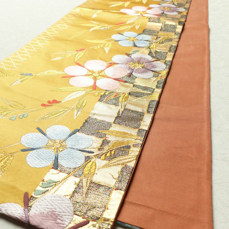 袋帯 六通柄 良品 フォーマル用 正絹 古典柄 刺繍 黄・黄土色_画像10