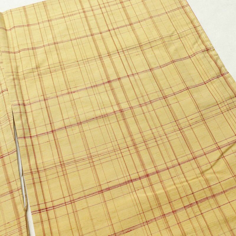 紬 良品 しつけ糸付き 正絹 チェック・格子柄 袷仕立て 身丈174cm 裄丈69.5cm 紬着物 黄・黄土色_画像11
