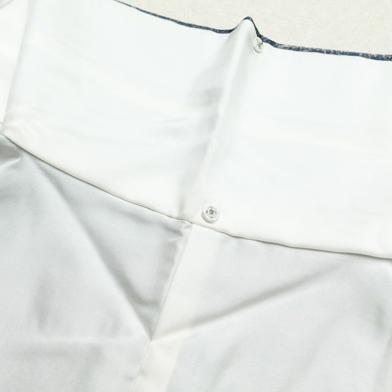 付け下げ 良品 正絹 幾何学柄・抽象柄 袷仕立て 身丈157.5cm 裄丈66cm 附下 着物 青・紺_画像20