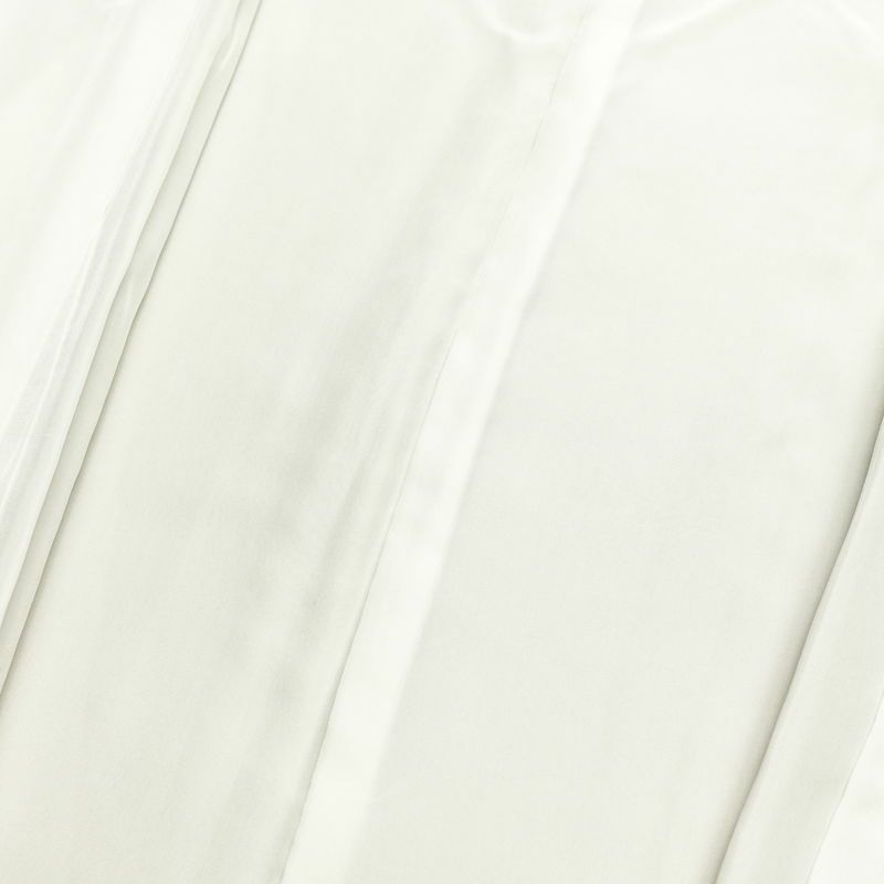 付け下げ 良品 綸子 正絹 花柄 袷仕立て 身丈163cm 裄丈68.5cm 銀彩 附下 着物 黄・黄土色_画像18