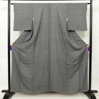 小紋 しつけ糸付き 総柄 正絹 花柄 袷仕立て 身丈158.5cm 裄丈64.5cm 小紋着物 黒