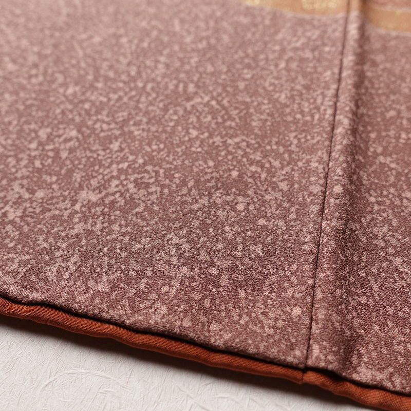 訪問着 正絹 古典柄 袷仕立て 身丈167cm 裄丈70cm 箔 刺繍 金彩 着物 フォーマル 小豆・エンジ_画像8
