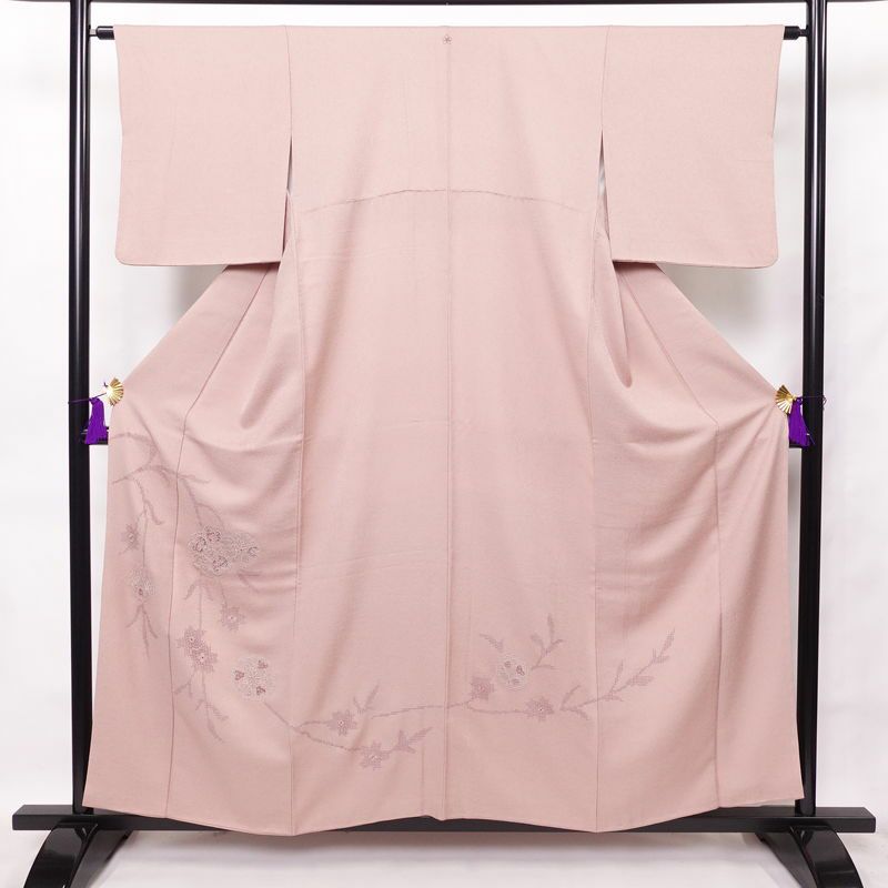 色留袖 スワトウ刺繍 一つ紋付き 正絹 幾何学柄・抽象柄 袷仕立て 身丈  