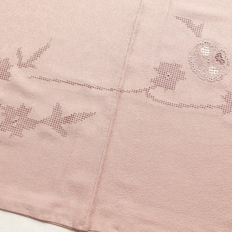 色留袖 スワトウ刺繍 一つ紋付き 正絹 幾何学柄・抽象柄 袷仕立て 身丈157cm 裄丈64cm 着物 ピンク_画像11