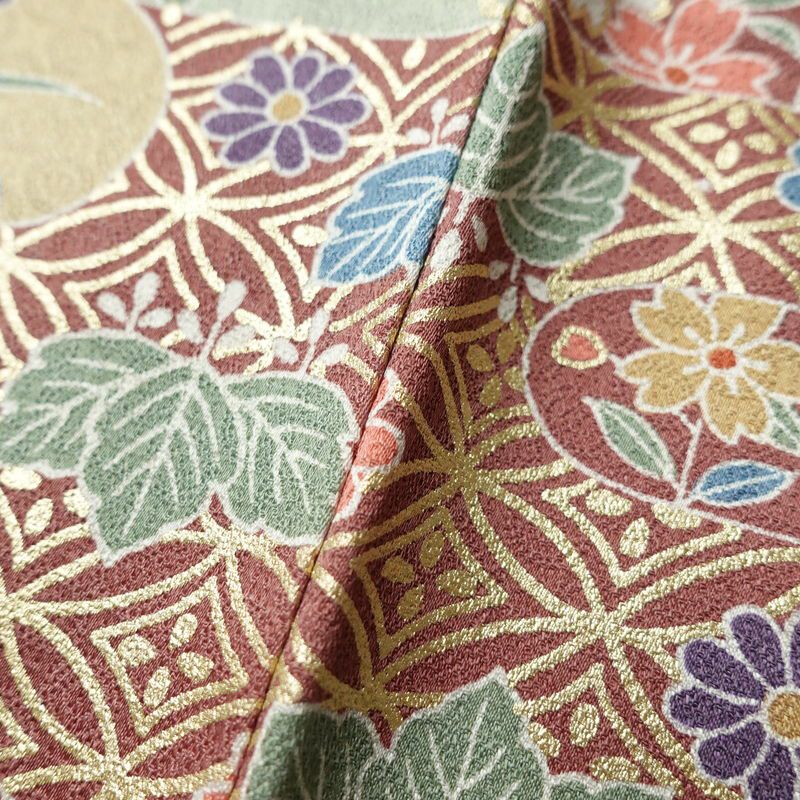 小紋 正絹 古典柄 袷仕立て 身丈155.5cm 裄丈66cm 金彩 着物 多色使い_画像8