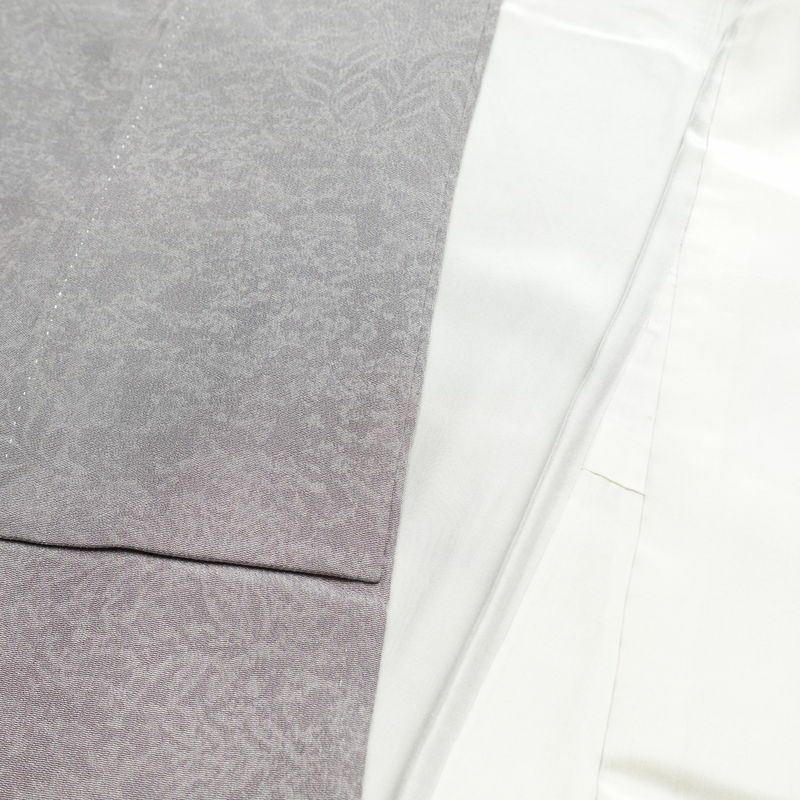 付け下げ 良品 縮緬 正絹 幾何学柄・抽象柄 袷仕立て 身丈169cm 裄丈68cm 一部しつけ糸付き 附下 共八掛 紫・藤色_画像16