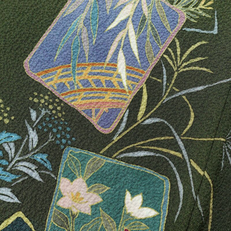 付け下げ 良品 縮緬 正絹 古典柄 袷仕立て 身丈159cm 裄丈66.5cm 附下 着物 緑・うぐいす色_画像7