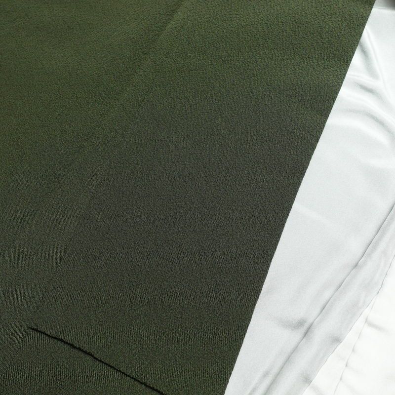 付け下げ 良品 縮緬 正絹 古典柄 袷仕立て 身丈159cm 裄丈66.5cm 附下 着物 緑・うぐいす色_画像15