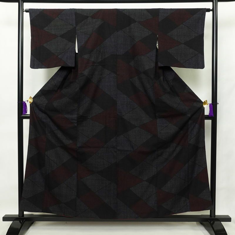 紬 正絹 幾何学柄・抽象柄 袷仕立て 身丈156cm 裄丈63.5cm 多色使い_画像1