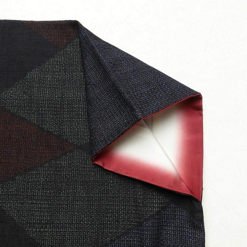 紬 正絹 幾何学柄・抽象柄 袷仕立て 身丈156cm 裄丈63.5cm 多色使い_画像9