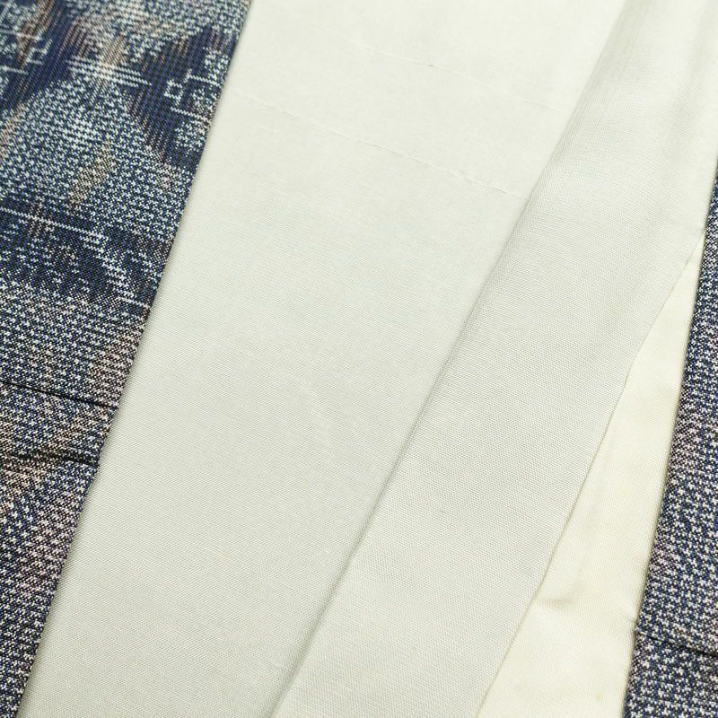 紬 正絹 幾何学柄・抽象柄 袷仕立て 身丈155cm 裄丈65cm 一部しつけ糸付き 青・紺_画像16