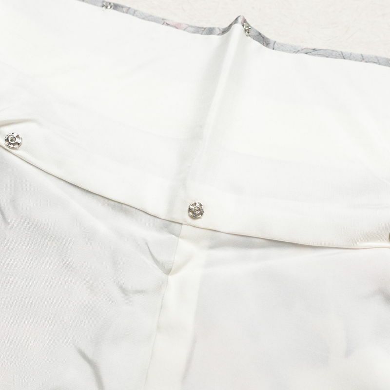 小紋 美品 しつけ糸付き 総柄 正絹 花柄 袷仕立て 身丈158cm 裄丈63.5cm 小紋着物 多色使い_画像16