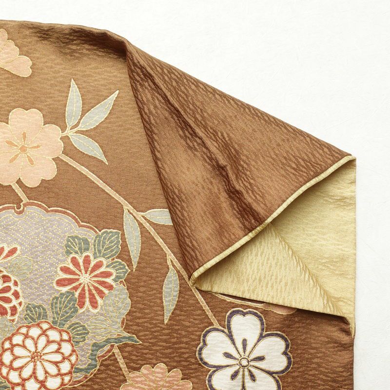 振袖 良品 金駒刺繍 正絹 古典柄 袷仕立て 身丈166.5cm 裄丈66.5cm 刺繍 共八掛 金彩 成人式 二十歳の集い フォーマル 着物 茶_画像13