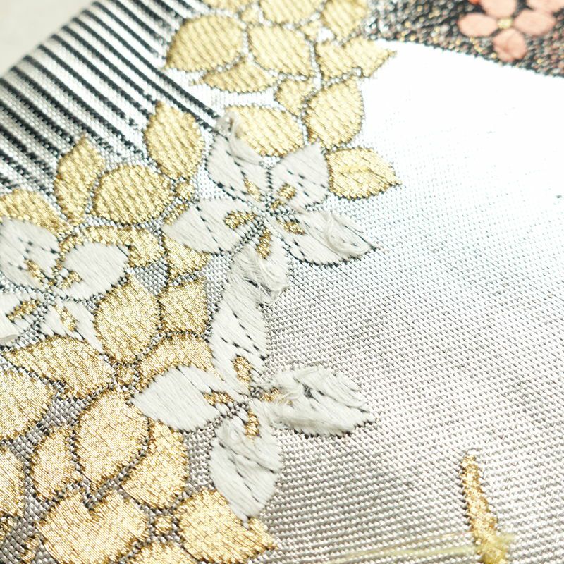 袋帯 六通柄 振袖用 正絹 蝶・昆虫柄 金・銀_画像10